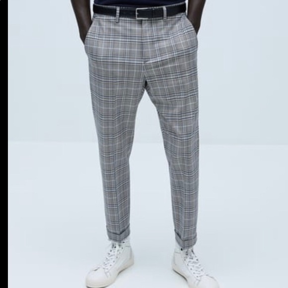 Zara Other - SOLD Zara Carrot pants 32